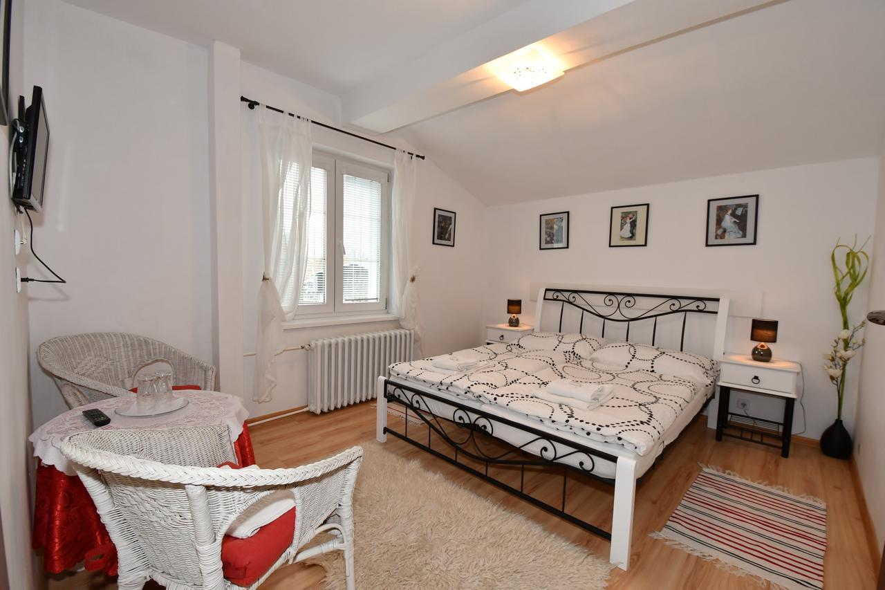 Slnecny Dvor Apartment Vel'ka Lomnica Ngoại thất bức ảnh